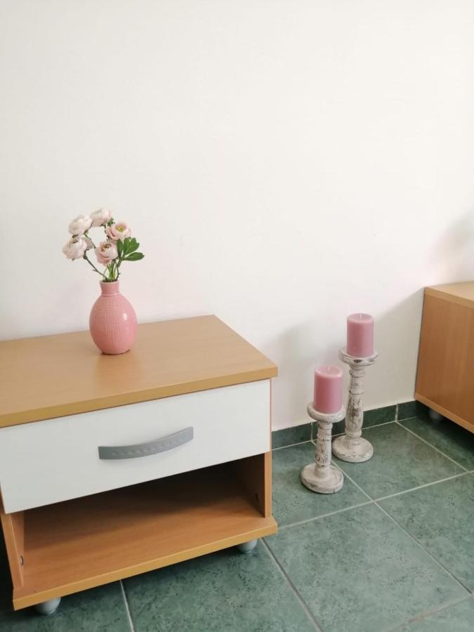 Holiday House Lara Starigrad Paklenica Esterno foto