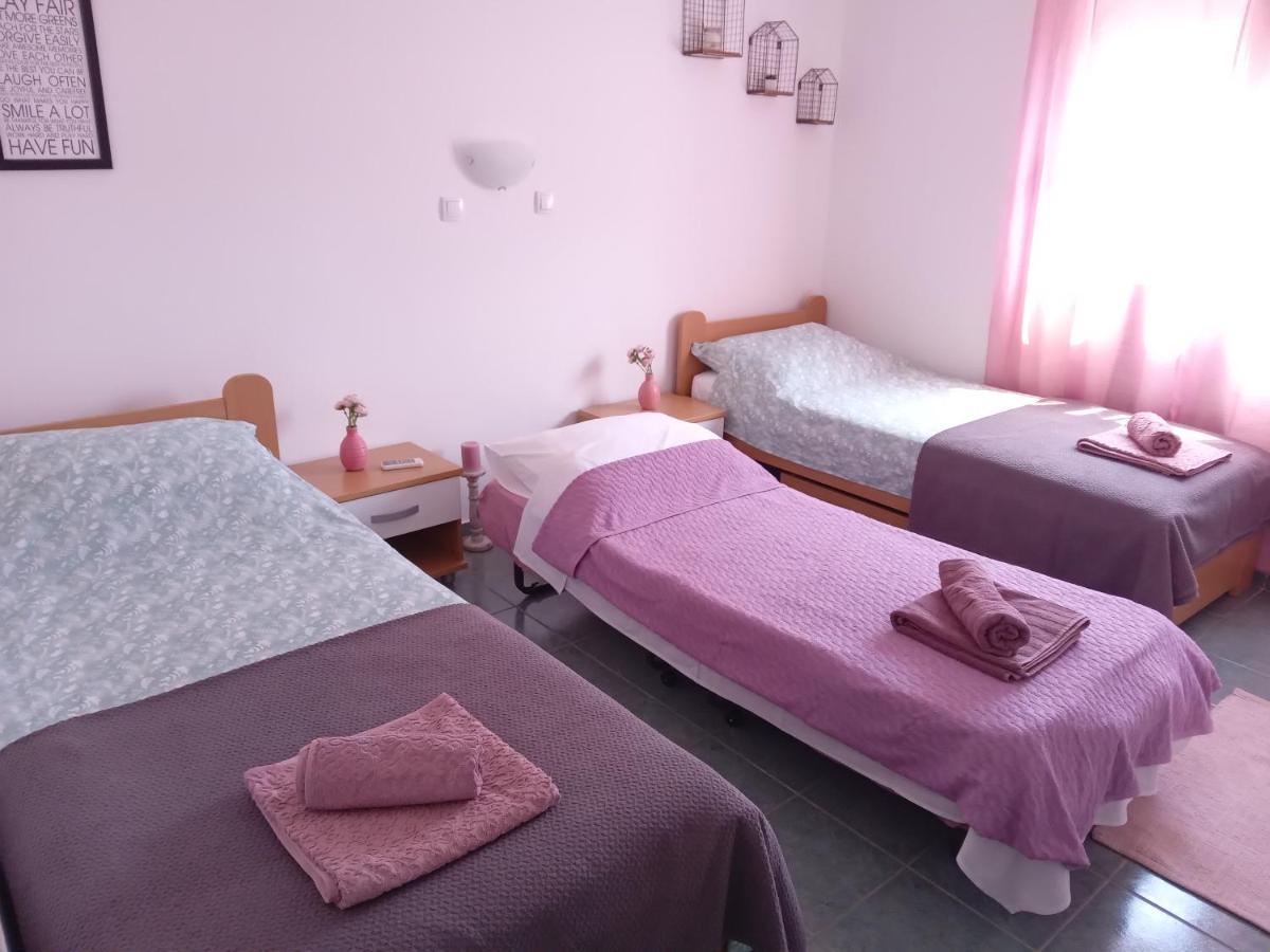 Holiday House Lara Starigrad Paklenica Esterno foto